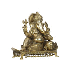 Relaxing Ganesh